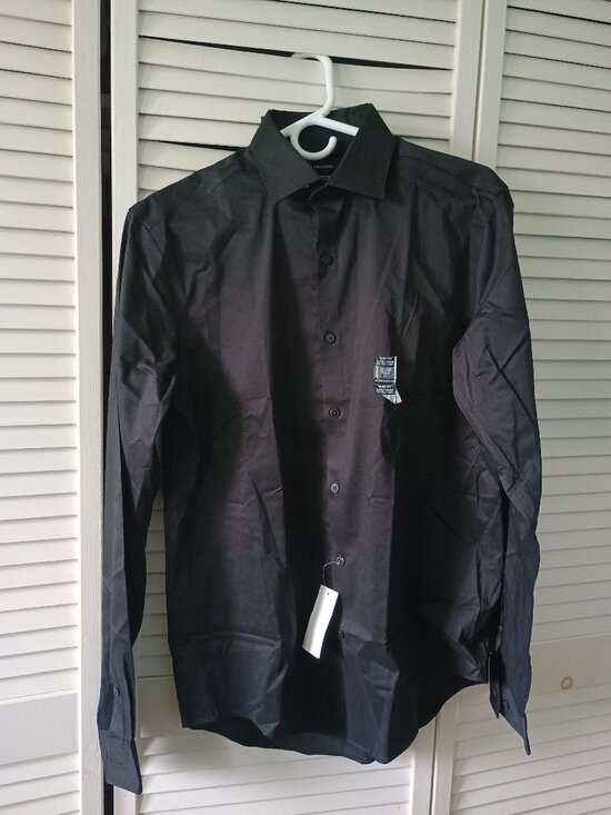 Van Heusen Other - Van Heusen Black Button-Up Men's M